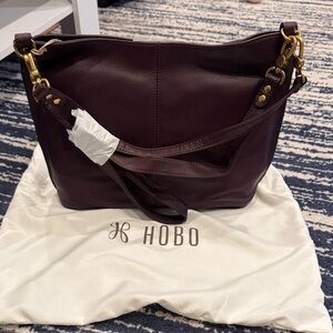 HOBO Women's Leather Hobo Bag - Deep Wine